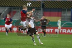 EM-Qualifikation - Fußball - Länderspiel - U21 - Deutschland - Norwegen - Andreas Hanche-Olsen von Norwegen Cedric Teuchert von Deutschland Zweikampf