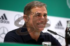 EM-Qualifikation - Fußball - Länderspiel - U21 - Deutschland - Norwegen - Pressekonferenz nach dem Spiel, 2:1 Sieg für Trainer Stefan Kuntz von Deutschland