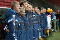 U21 - Länderspiel - Deutschland - Niederlande - Trainer Horst Hrubesch vor dem Spiel, Nationalhymne