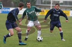 FC Gerolfing - ASV Dachau - Mario Chiaradia im Zweikampf