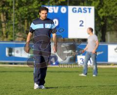 TSV Oberhaunstadt - FC Phönix München - Halbzeit 0:2 Rückstand Trainer Güngor Gürses geht vom Platz