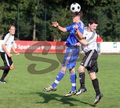 TSV Oberhaunstadt - TSV Rohrbach - Kopfballduell links Daniel Schachtner und rechts Matthias Federl