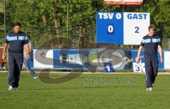 TSV Oberhaunstadt - FC Phönix München - Halbzeit 0:2 Rückstand Trainer Güngor Gürses und Michel Wittmann gehen vom Platz