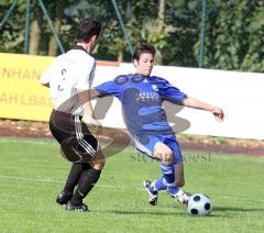 TSV Oberhaunstadt - TSV Rohrbach - rechts Thomas Gensberger im Zweikampf mit Matthias Federl