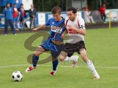 BZL - TSV Oberhaunstadt - Türkisch SV Ingolstadt - 2:0 - links Marco Newald wird verfolgt