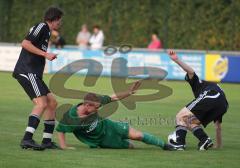 FC Gerolfing - SV Raisting - Berthold Schneider am Boden