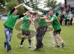 FC Gerolfing - BV Jetzendorf - Trainer Ralf Feigl erhält eine Biedusche