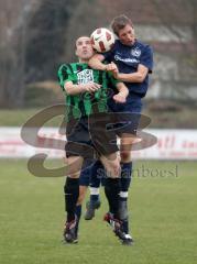 SV Manching - SV Karlshuld - Kopfballduell rechts Markus Bauer (Manching)