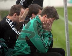 Landesliga - FC Gerolfing - FC Augsburg II - Trainer Herbert Zanker kann nicht merh hinsehen