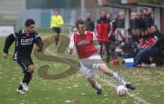 TSV Kösching - TSV Dachau - rechts Thomas Opelt wird von Chasim Mestan verfolgt