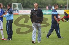 TSV Kösching - TSV Oberhaunstadt 0:2 - Jubel der Oberhaunstädter, Sasa Miskovic geht geschlagen vom Platz