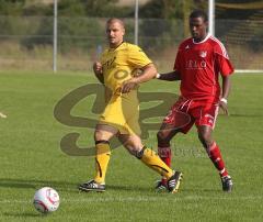 Kraiberg - VFB Friedrichshofen - Denis Dinulovic und George Mbwando