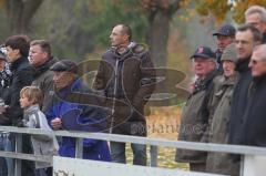 TSV Kösching - TSV Dachau - Trainer Sasa Miskovic wurde von der Bank in den Zuschauer vom Schiedsrichter geschickt