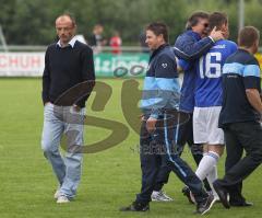 TSV Kösching - TSV Oberhaunstadt 0:2 - Jubel der Oberhaunstädter, Sasa Miskovic geht geschlagen vom Platz