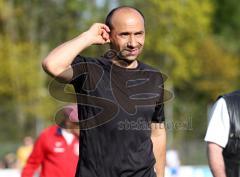 Türkisch SV Ingolstadt - Phönix Schleißheim - Türkisch SV Trainer Soner Özgül geht unzufrieden vom Platz