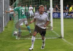 Landesliga - VfB Eichstätt - FC Gerolfing 3:1 - Ausgleich für Gerolfing, Bastian Blabl jubelt