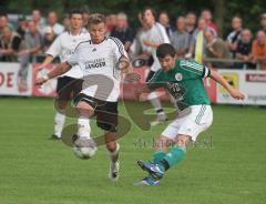 Landesliga - VfB Eichstätt - FC Gerolfing 3:1 - Bastian Blabl gegen Markus Jörg