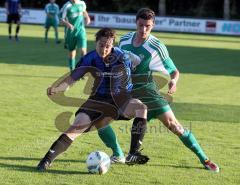 FC Gerolfing - SpVgg Feldmoching - rechts Benjamin Anikin im Zweikampf