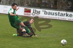 BOL - FC Gerolfing - SV Manching - links Bielicz Kryspin und am Boden Daniel Schachtner vom FCG