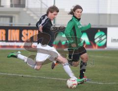 FC Gerolfing - SC Balham-Vaterstetten - links Florian Ihring flankt