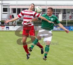 TSV Kösching - TSV Hilgertshausen - Luftkampf links Mario Greitner