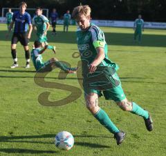 FC Gerolfing - SpVgg Feldmoching - Steffen Schneider am Ball