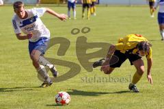 TSV Lichtenau gegen TSV Reichertshausen - Greuner Erwin von Lichtenau wird gefoult -Foto: Jürgen Meyer