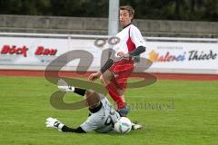 TSV Gaimersheim - TV 1861 Ingolstadt - rechts Markus Bauer (Gaimersheim) scheitert an Torwart Christian Schrott