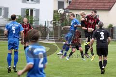 Kreisliga TSV Großmehring gegen TSV Hepberg gedränge im Hepberger Strafraum Foto: Jürgen Meyer