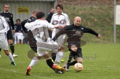 Sport Team Kraiberg - FC Sandersdorf - rechts Konstantin Reisich (Kraiberg) setzt sich gegen Andreas Winkler durch