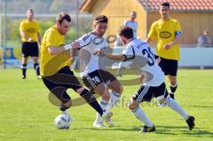 Bezgin Murat nimmt dem Kraiberger Stürmer den Ball ab
Foto: Norbert Scheitler