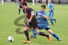 Kreisliga TSV Großmehring gegen TSV Hepberg Maiwald Michael kommt einen Schritt zu spätFoto: Jürgen Meyer