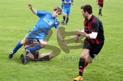 Kreisliga TSV Großmehring gegen TSV Hepberg Calik Sanser kann nur durch ein Foul retten Foto: Jürgen Meyer