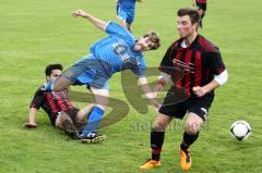 Kreisliga TSV Großmehring gegen TSV Hepberg Calik Sanser kann nur durch ein Foul retten Foto: Jürgen Meyer