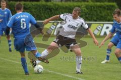 VFB Friedrichshofen - TSV Mailing - Torsten Holm (VfB) gegen links Balazs Bartok (TSV)