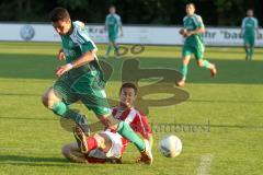 Relegation - FC Gerolfing - TSV 1865 Dachau - Benjamin Anikin sucht den Weg zum Tor und wird gestoppt