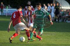 Relegation - FC Gerolfing - TSV 1865 Dachau - Benjamin Anikin sucht den Weg zum Tor