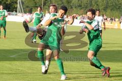 Landesliga - FC Gerolfing - SV Manching  1:1 - links hinten Steffen Schneider (FC) mitte Azad El-Mahmod und rechts Sebastian Waltl