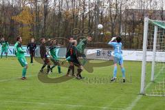 FC Gerolfing gegen TSV Nördlingen - Knie Sebastian beim Kopfball - Foto: Jürgen Meyer