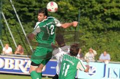 Landesliga - FC Gerolfing - SV Manching  1:1 - Aleksander Dmitrovic köpft den Ball