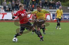 TV 1861 Ingolstadt - SV Stammham - rechts Alexander Wunder (TV) kommt nicht an links Daniel Heinisch (SV) vorbei