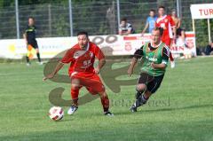 Ensar Düzgün mit entschlossenem Blick und vollem Einsatz beim Kreisligaspiel Türkisch SV Ingolstadt gegen SV Denkendorf am 12.08.2012.