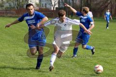 Kreisliga 1 TSV Ober/Unterhaunstadt - DJK Ingolstadt - Ampferl Christoph (weiß Oberhaunstadt) wird gehaltten - Foto: Jürgen Meyer