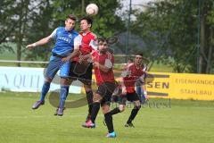 Kreisliga - TSV Oberhaunstadt - Türkisch SV Ingolstadt - Kopfballduell von links Patrick Krieschey, Harun Kazanli und rechts Fatih Elibal