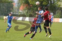 Kreisliga - TSV Oberhaunstadt - Türkisch SV Ingolstadt - Kopfball duell links Marco Newald (TSV) und rechts Harun Kazanli