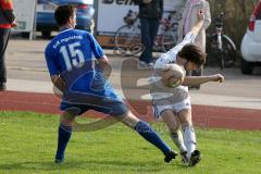 Kreisliga 1 TSV Ober/Unterhaunstadt - DJK Ingolstadt - Auernhammer Max (blau DJK Ingolstadt) kann die Flanke nicht verhindern -  Foto: Jürgen Meyer