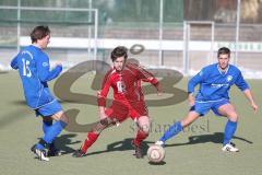 Kunstrasen-Cup 2013 beim DJK Ingolstadt - SpVgg Hofstetten (blau) gegen TSV Hohenwart (rot)