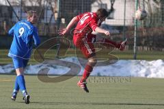 Kunstrasen-Cup 2013 beim DJK Ingolstadt - SpVgg Hofstetten (blau) gegen TSV Hohenwart (rot) - links Torsten Holm