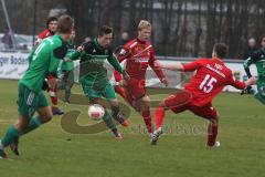Landesliga Südwest - FC Gerolfing - TSG Thannhausen - Daniel Schachtner kämpft sich durch die Verteidigung