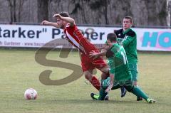 FC Gerolfing-TSV Dachau Schauer Stefan (grün) mit unnötigen Foul Foto: Juergen Meyer